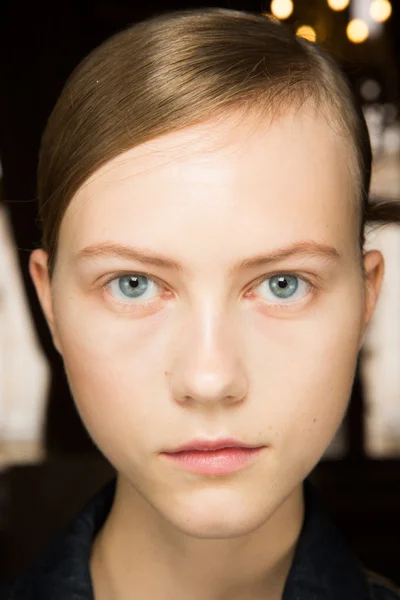 Look 7